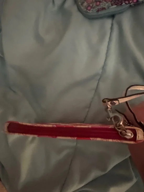 Coach Pink Flower mini wristlet - Picture 11 of 12